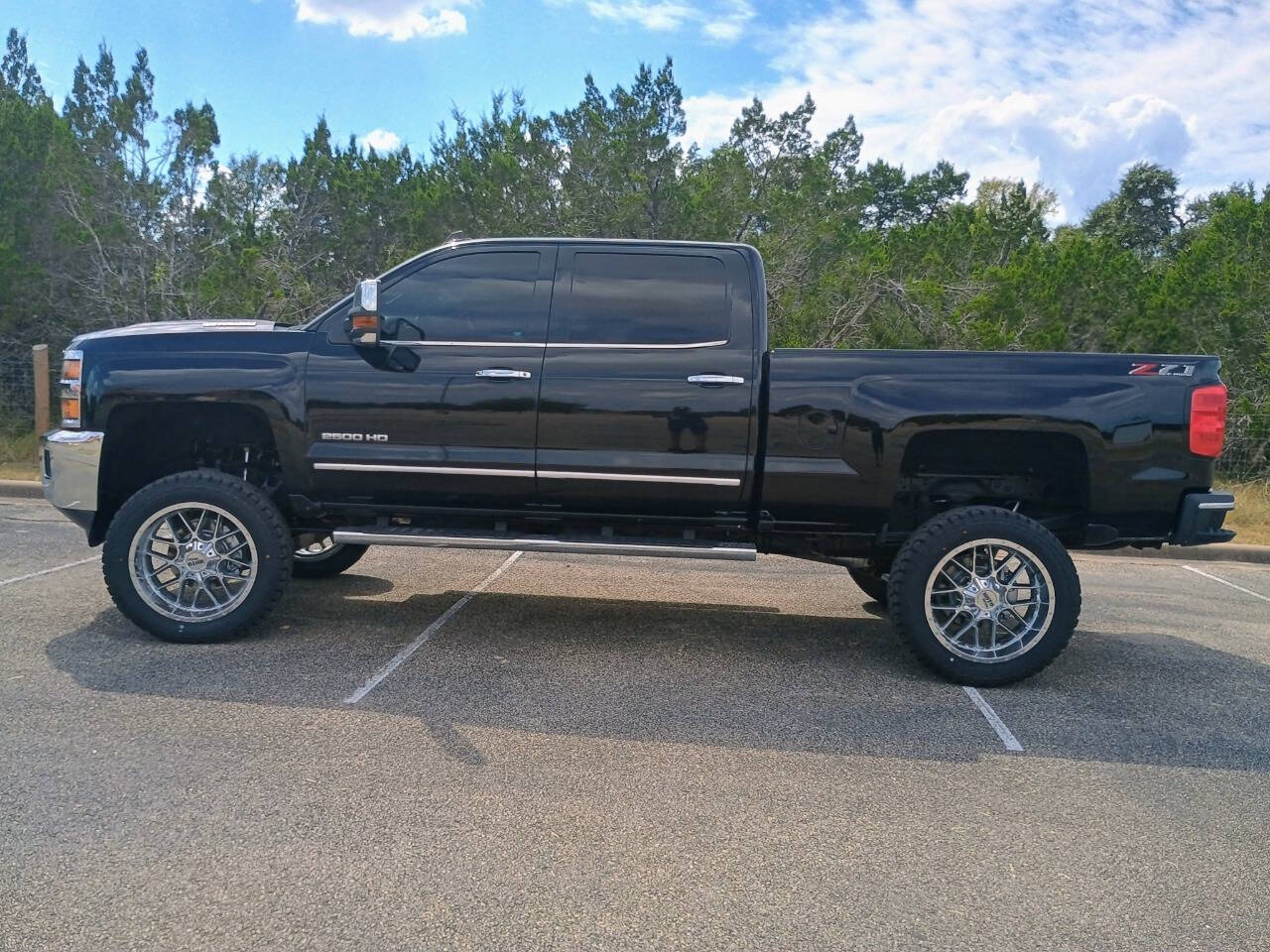 2019 Chevrolet Silverado 2500HD for sale at T.D.D.S.Auto in Cedar Park, TX