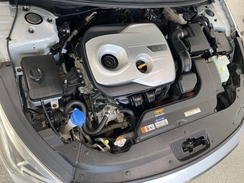 2016 Hyundai Sonata Hybrid SE