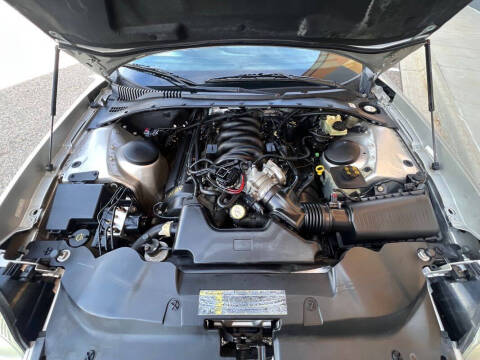 2004 Ford Thunderbird Deluxe