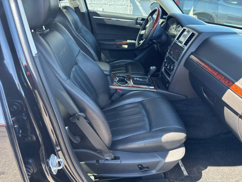 2010 Chrysler 300 C
