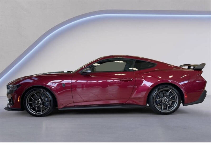 2025 Ford Mustang Dark Horse