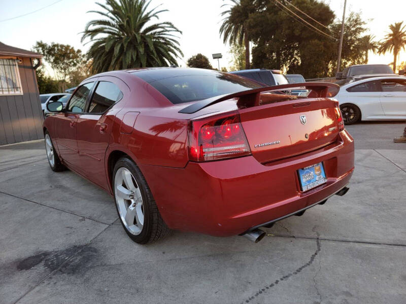 2006 Dodge Charger SRT8 photo 5