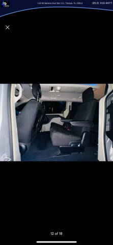 2012 Chrysler Town and Country Touring