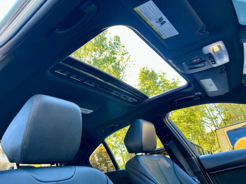 2015 BMW 3 Series 320i