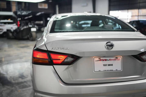 2021 Nissan Altima 2.5 SV