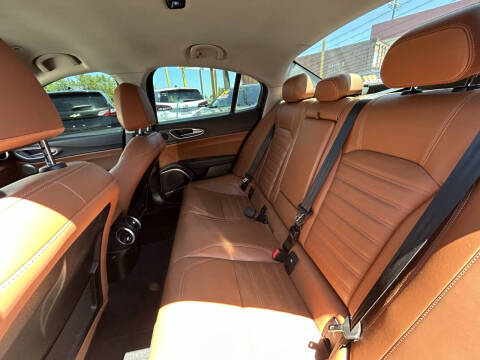 2017 Alfa Romeo Giulia Ti