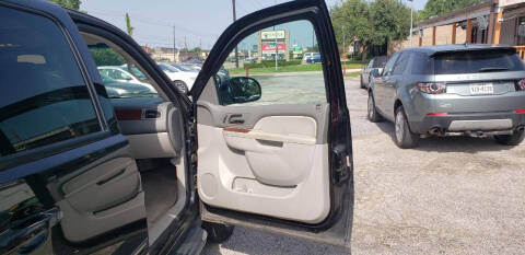 2013 Chevrolet Suburban LT