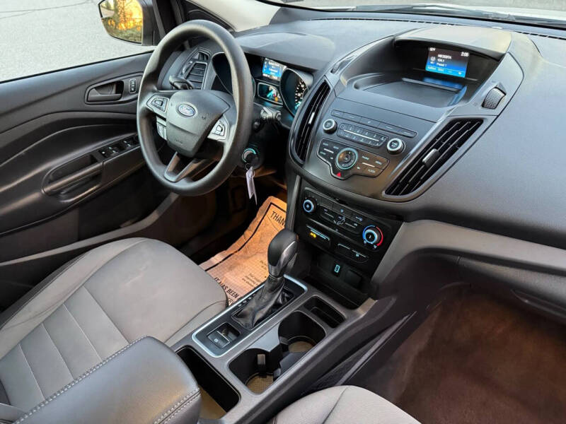 2019 Ford Escape S