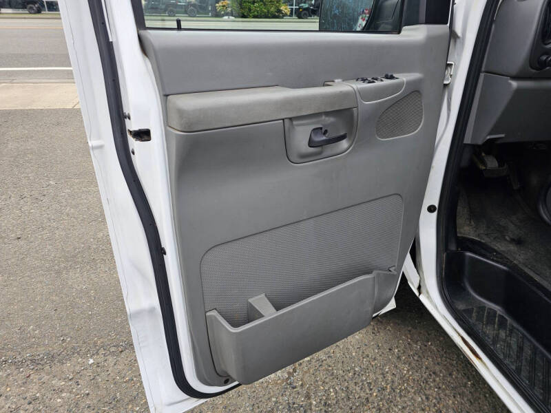 2008 Ford E-Series E-150