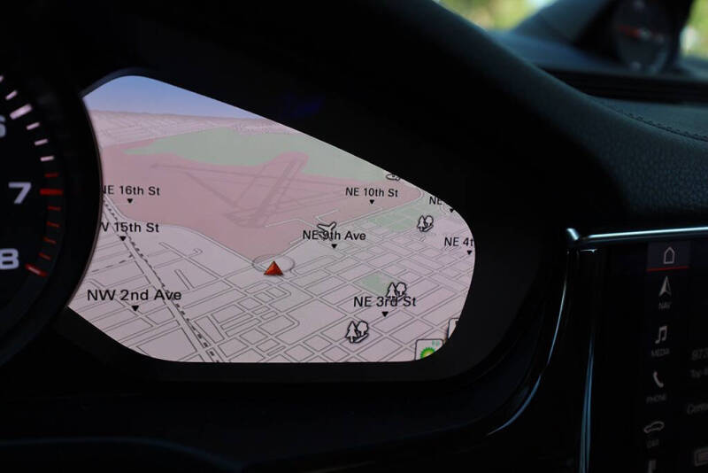 2018 Porsche Panamera 4 Executive