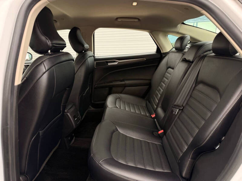 2018 Ford Fusion Hybrid SE