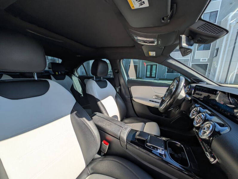 2019 Mercedes-Benz A-Class A 220