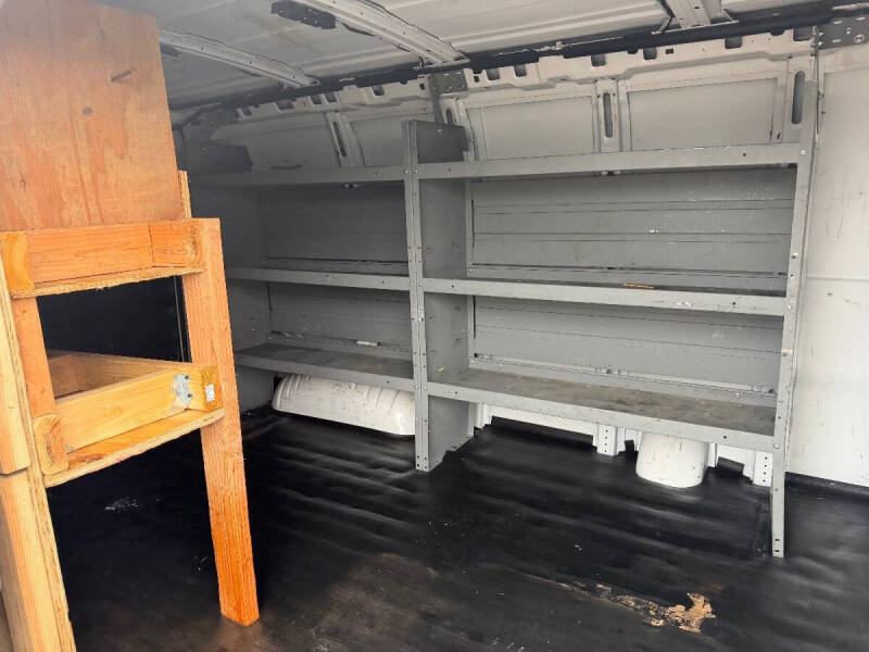 2021 Chevrolet Express 2500