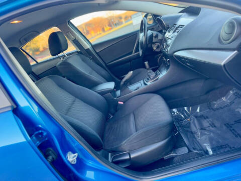 2012 Mazda MAZDA3 i Touring