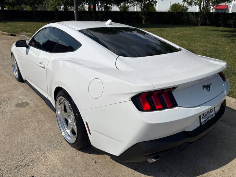2024 Ford Mustang EcoBoost