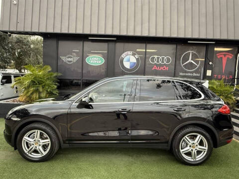 2014 Porsche Cayenne Platinum