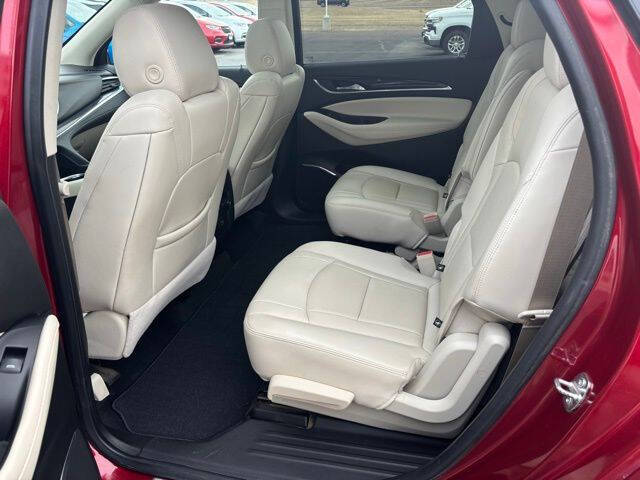 2023 Buick Enclave Essence