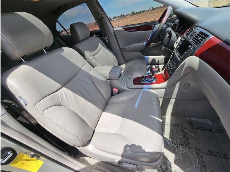 2004 Lexus ES 330