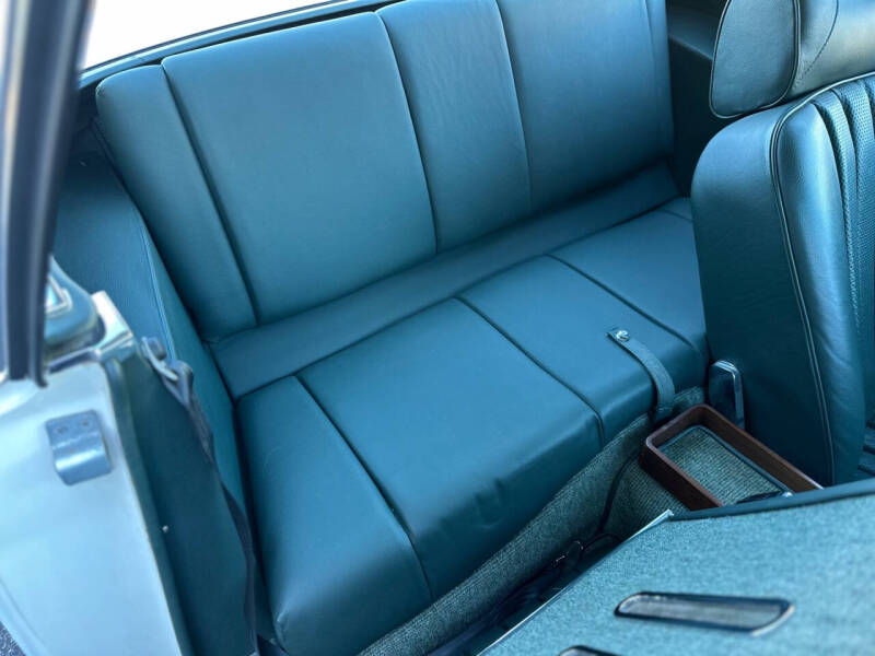 1970 Mercedes-Benz 280-Class