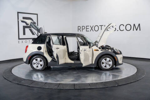 2016 MINI Hardtop 4 Door Cooper