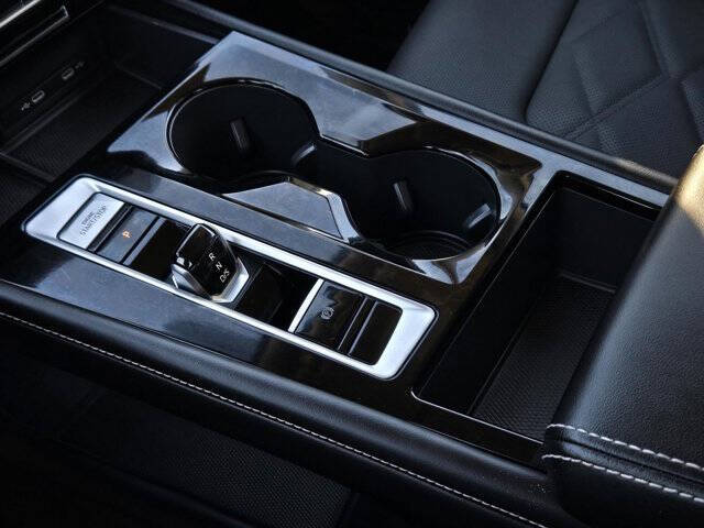 2024 Volkswagen Atlas SE