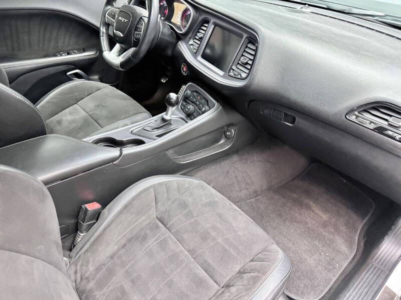 2016 Dodge Challenger SRT 392