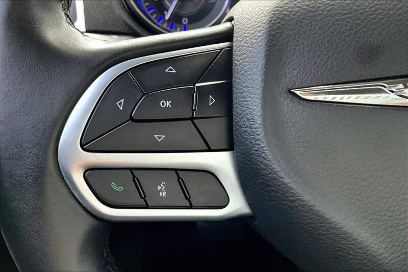 2019 Chrysler 300 Touring