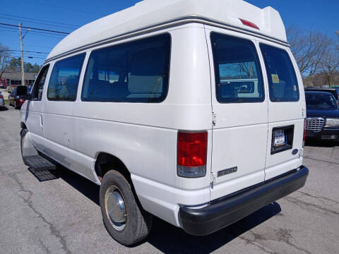 2006 Ford E-Series E-250