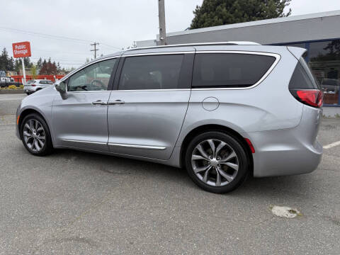 2017 Chrysler Pacifica Limited