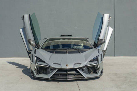 2024 Lamborghini Revuelto