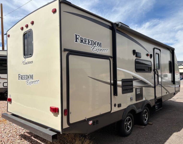 2017 Forest River Coachmen Freedom Express