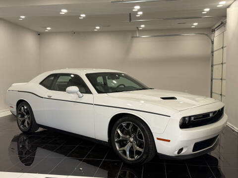 2015 Dodge Challenger SXT Plus