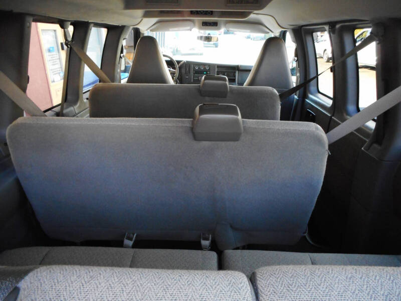 2017 Chevrolet Express LT 3500