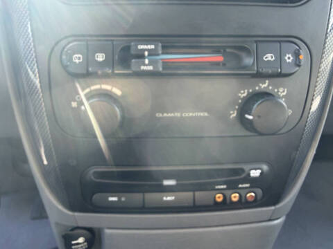 2005 Dodge Caravan SXT