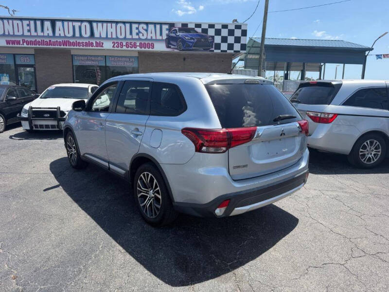 2016 Mitsubishi Outlander SE