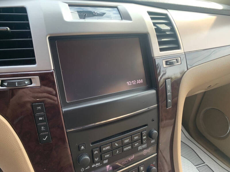 2014 Cadillac Escalade Luxury