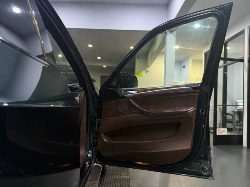 2007 BMW X5 3.0si