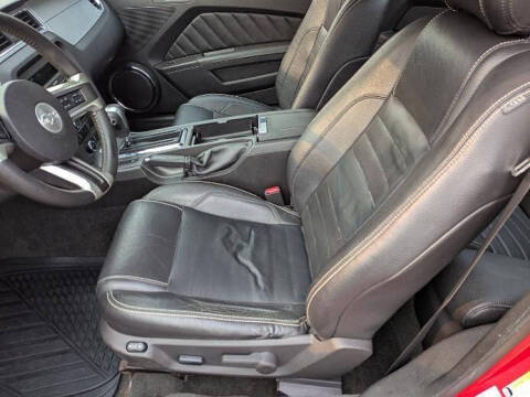 2012 Ford Mustang V6 Premium