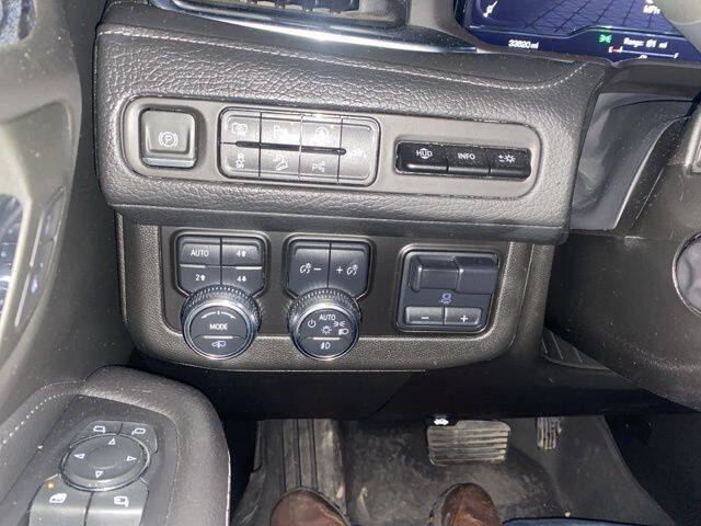 2023 GMC Yukon XL Denali