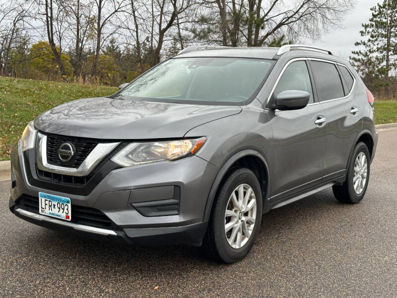 2020 Nissan Rogue SV's photo