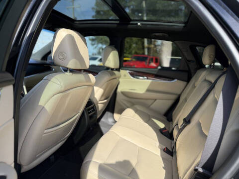 2017 Cadillac XT5 Premium Luxury