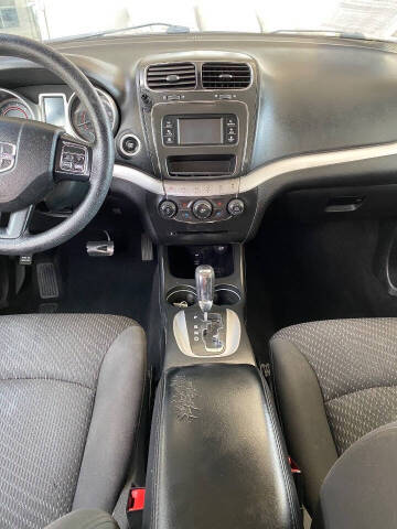 2017 Dodge Journey SE