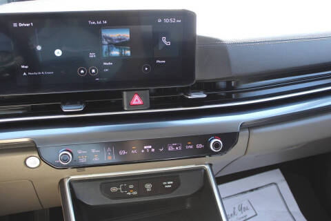 2025 Kia Carnival LXS