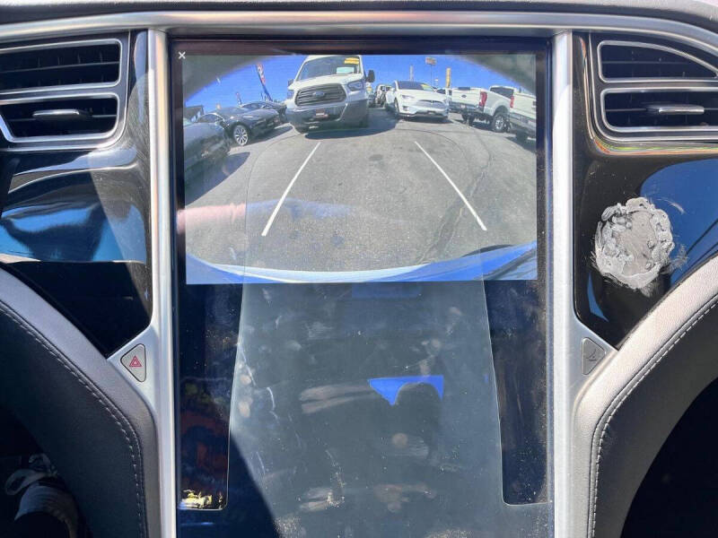2015 Tesla Model S