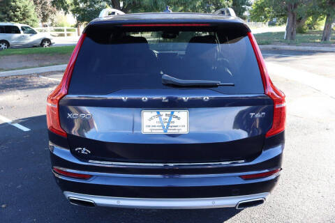 2016 Volvo XC90 T6 Momentum