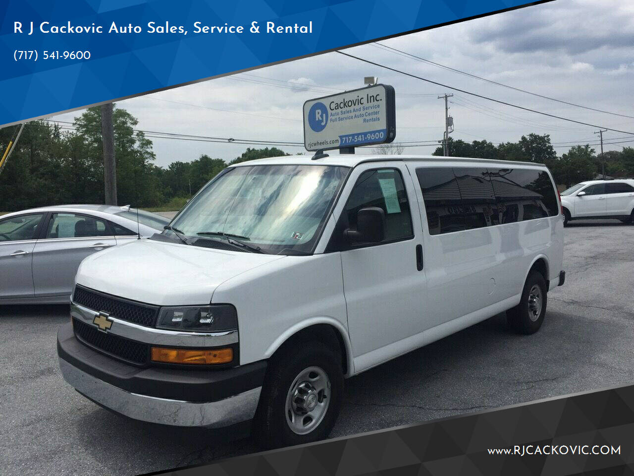2018 chevrolet express extended passenger van
