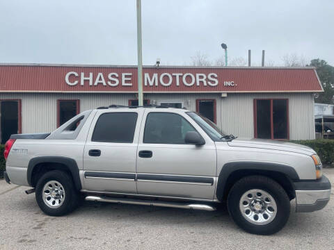 2004 Chevrolet Avalanche for sale at Chase Motors Inc in Stafford TX