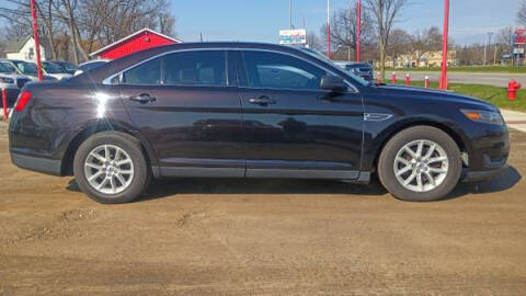 2014 Ford Taurus SE