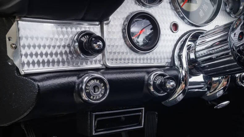 1957 Ford Thunderbird