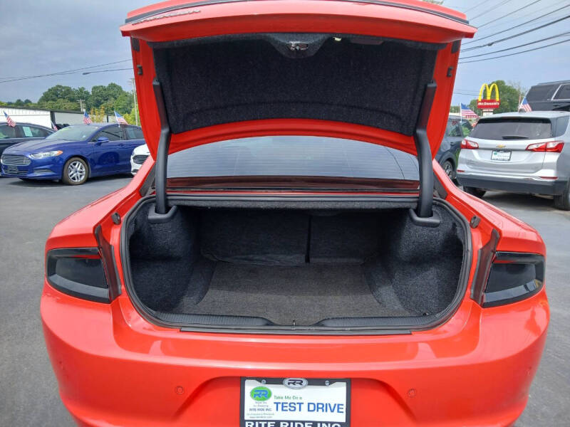 2018 Dodge Charger SXT Plus